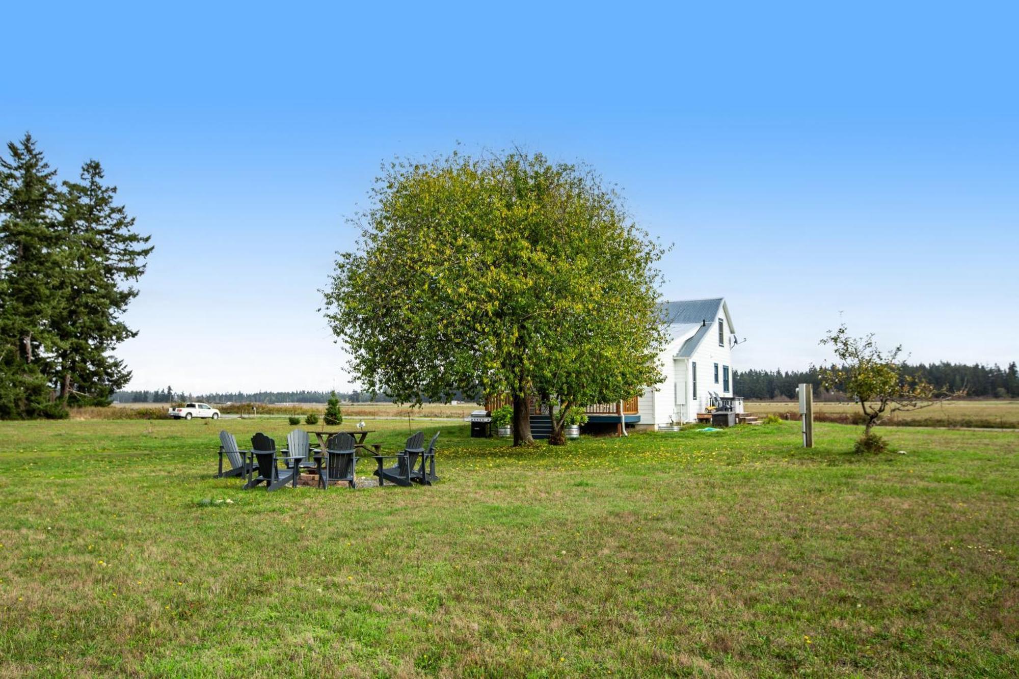 Historic Officer'S Farmhouse At Olf Coupeville Buitenkant foto