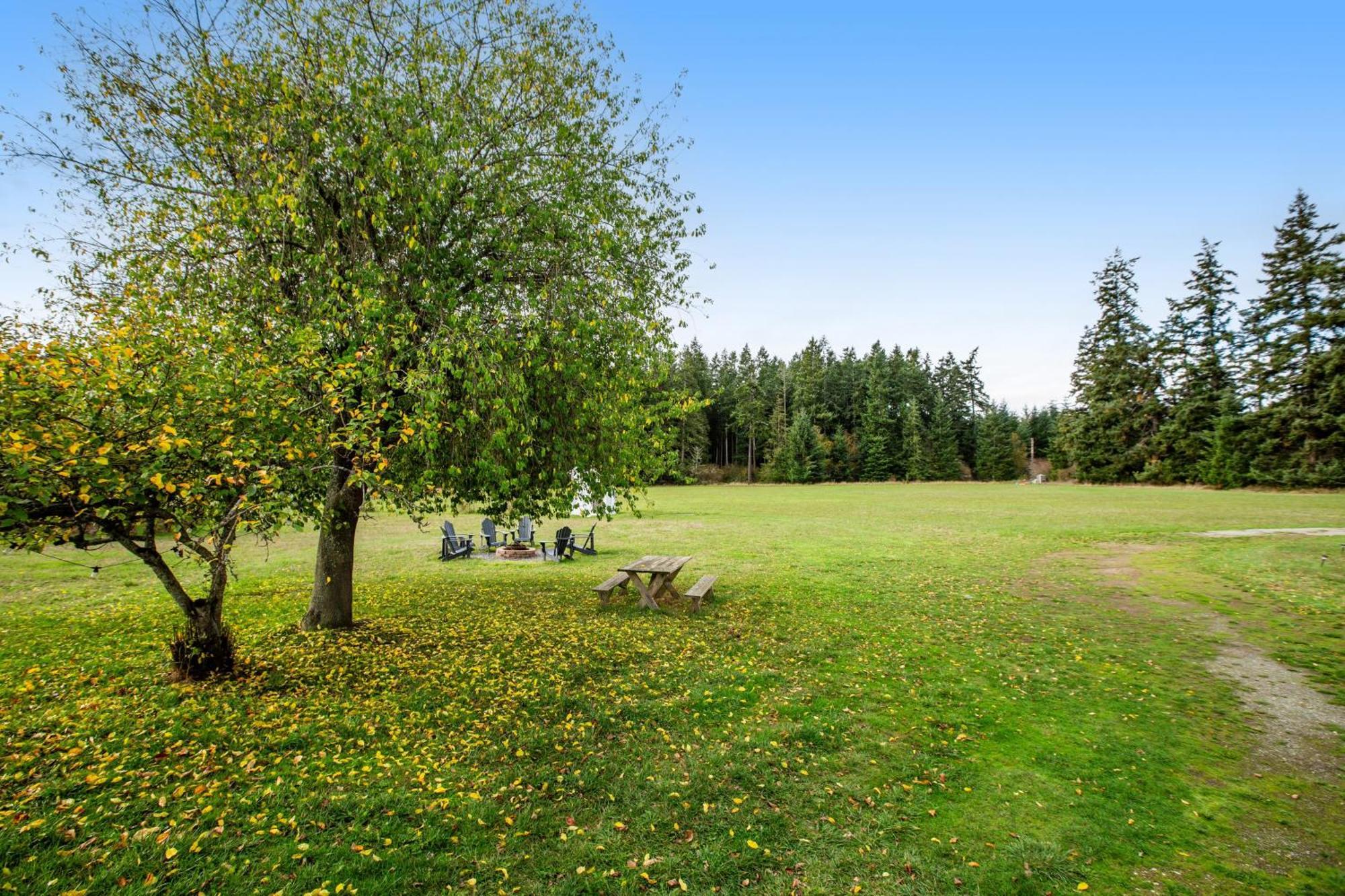 Historic Officer'S Farmhouse At Olf Coupeville Buitenkant foto
